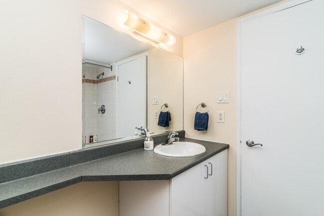 Photo - 190 Bd René-Lévesque E Unit SI ID1298118P