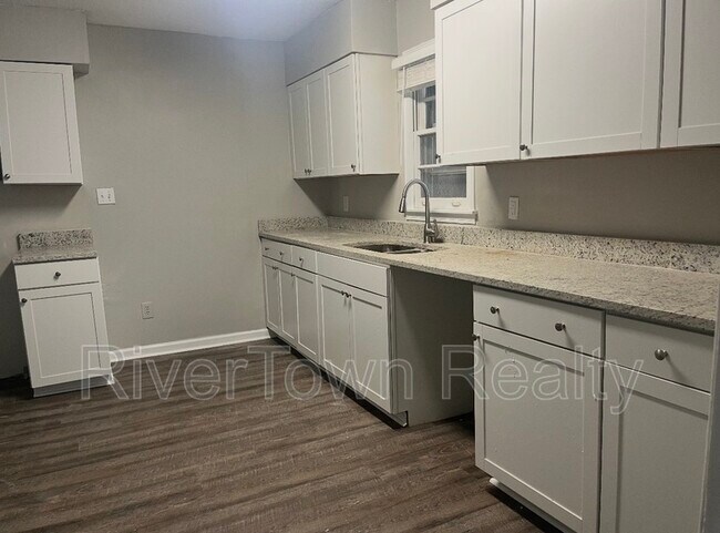 Photo - 1423 Abernathy Rd