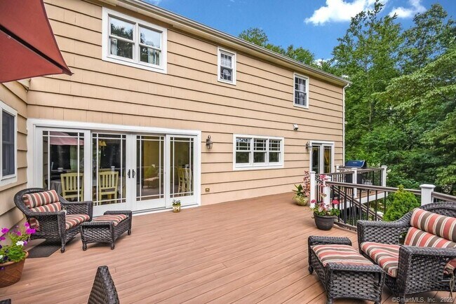 Photo - 116 Wildwood Rd