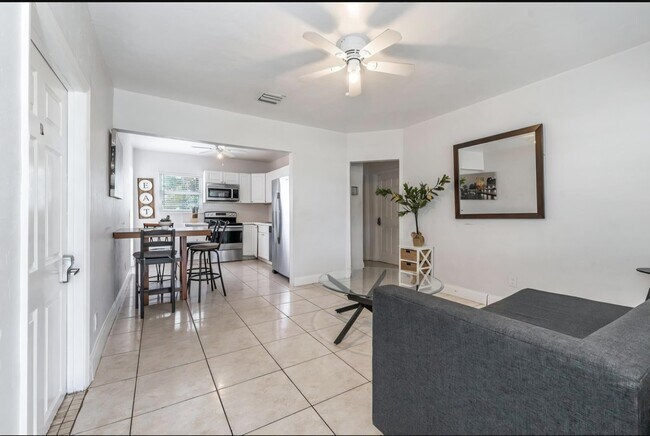 Photo - 3401 SW 48th Ave