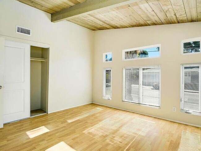 Photo - 5442 Baja Dr