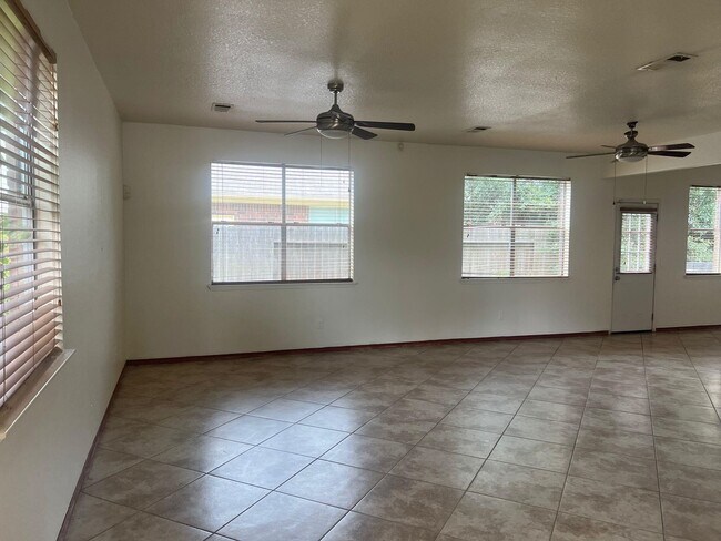 Photo - 20218 Bronze Bluff Dr