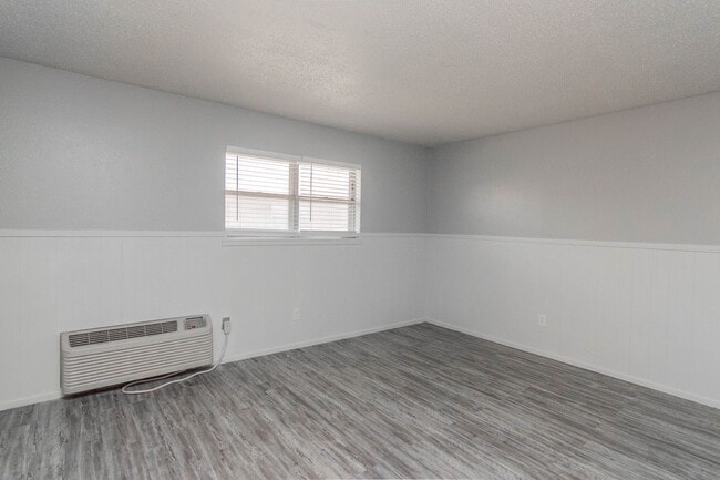 Building Photo - Move-In Special No Deposit HURRY ENDS SOON!! Unit 1308 A Rental