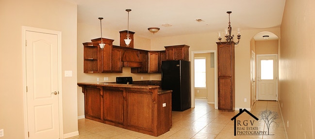 Photo - 1305 W Fig Ave