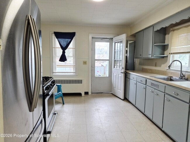 Photo - 70 2nd St Unit 2