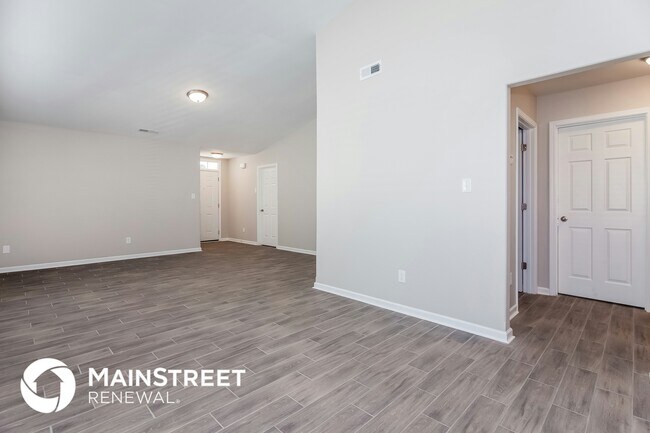 Photo - 625 Tribune Dr