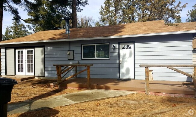 Building Photo - 564 Riverside Ave Rental