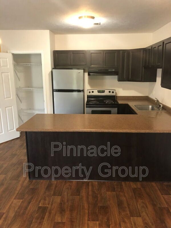 Photo - 7203 Maple Valley Rd