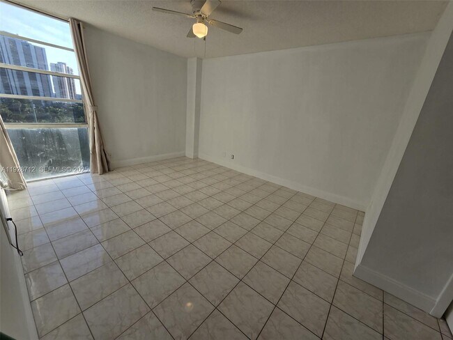 Photo - 3301 N Country Club Dr Unit 803