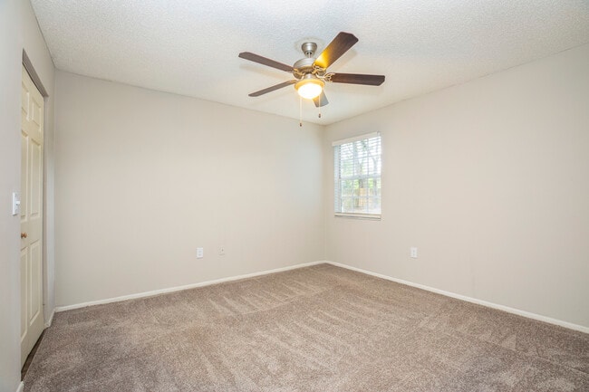 Reserve at Lakeland Apartment Homes