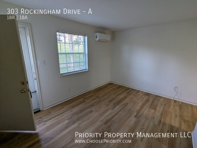 Photo - 303 Rockingham Dr Unit A