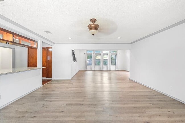 Photo - 1604 Springdale Rd