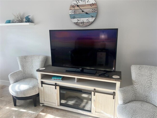 Photo - 6020 Midnight Pass Rd