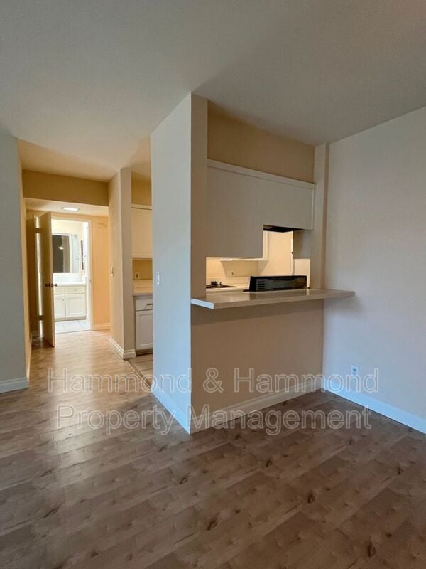 Photo - 15344 Weddington St Unit #305