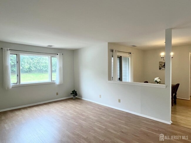 Photo - 2217 Sayre Dr Unit 0