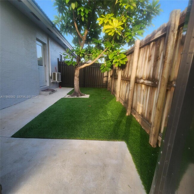 Building Photo - 14639 SW 158th path Unit B