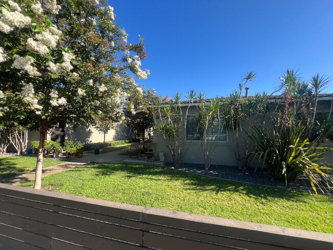 Photo - 370-370 W Truslow Ave Unit 366-3