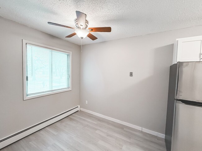 Photo - 6800- 6810 63rd Avenue