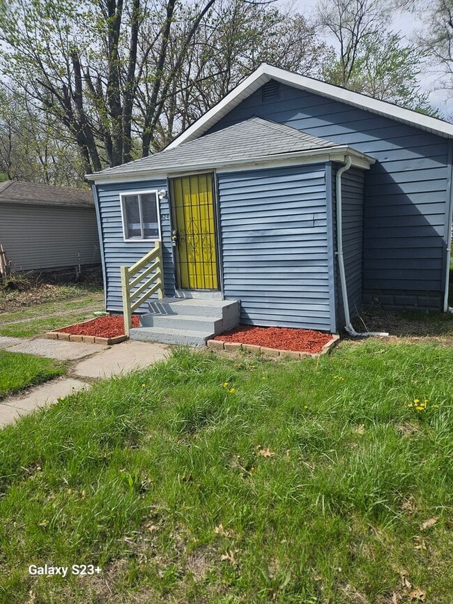 Photo - Beautiful new rehabbed home
