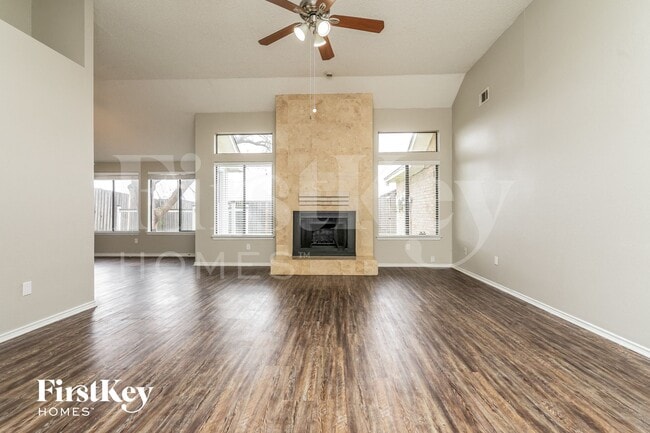 Photo - 7921 Rice Dr