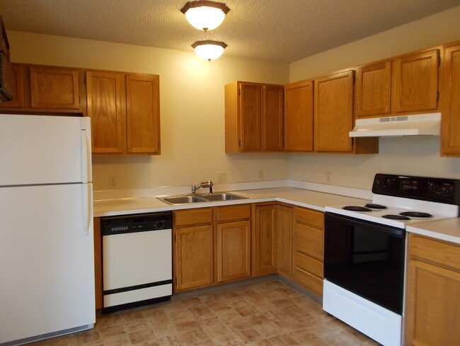 Photo - 321 Aristocrat Dr Unit 321 Aristocrat Apt A
