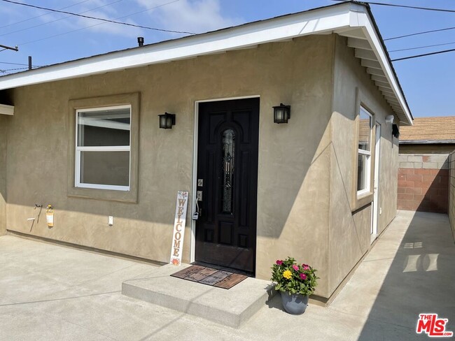 Photo - 4817 W 133rd St Casa