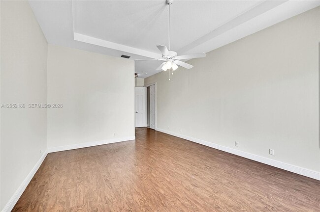 Photo - 512 NW 120th Dr