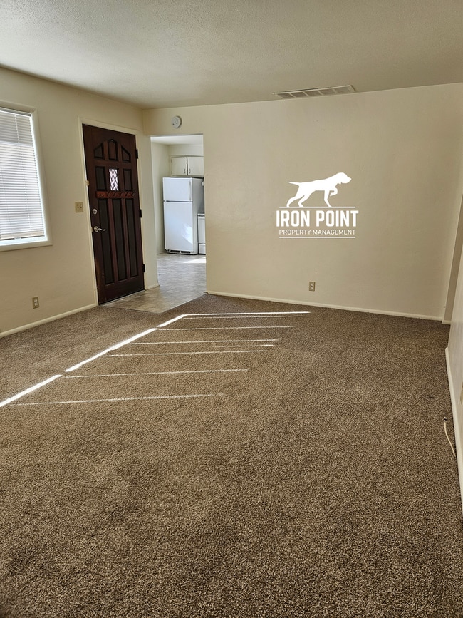 Photo - North Boise Duplex w/2 beds, 1bath, W/D, and Covered Parking