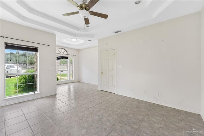 Photo - 10 N 29th St