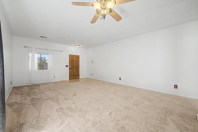 Photo - 16121 N 168th Ave