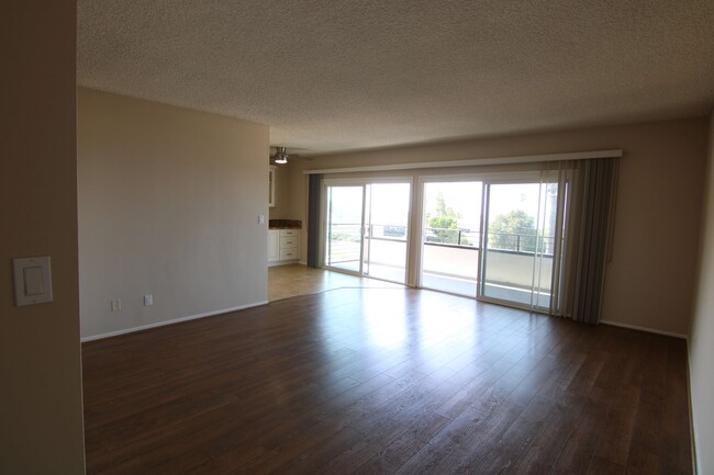 Photo - 350 Palos Verdes Blvd Condo Unit 14