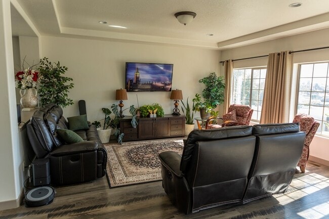 Photo - 3011 W 2400 N