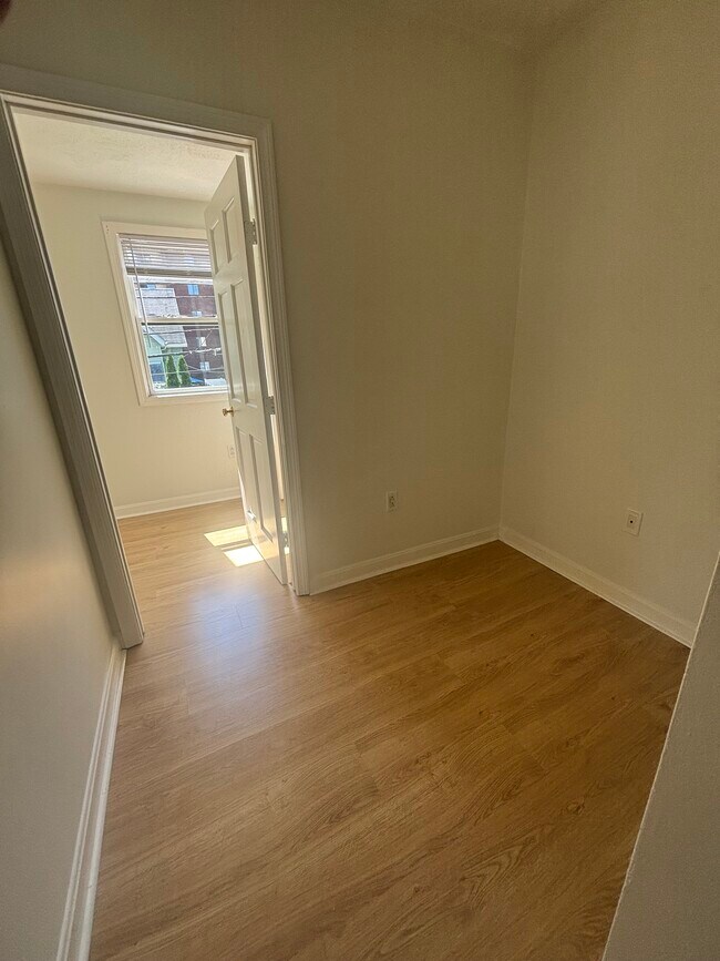 Photo - 33 Appleton St Unit 2