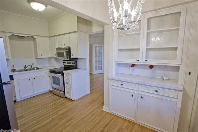 Photo - 1315 Kavanaugh Blvd Unit 1315 Kavanaugh Apt. 4