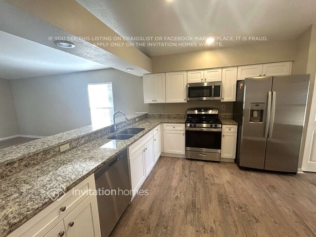 Photo - 1916 Bridgehampton Pl