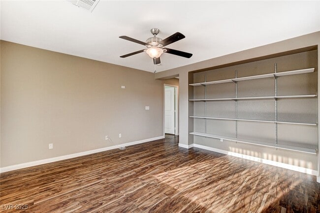 Photo - 9768 Plane Tree Ct