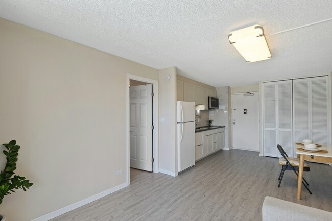 Photo - 1655 Makaloa St