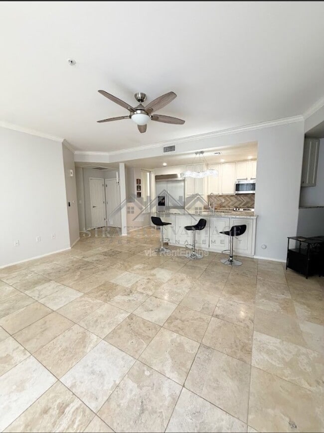 Photo - 2992 N Miller Rd Unidad 111