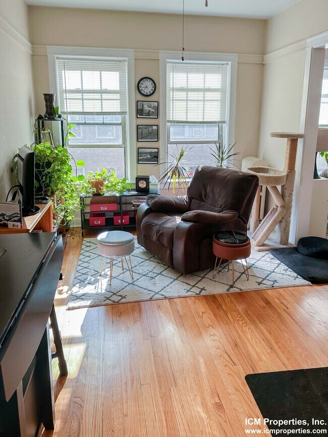 Photo - 5040 N Winchester Ave Unit 1932-2