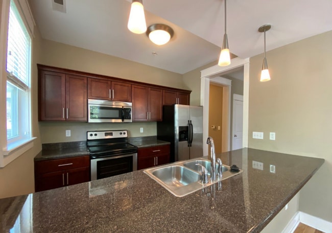 Photo - 425 E Hillside Dr Unit 4