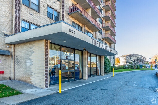 Photo - The Fountains