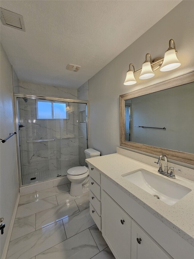 Photo - 1310 Goswell Ln