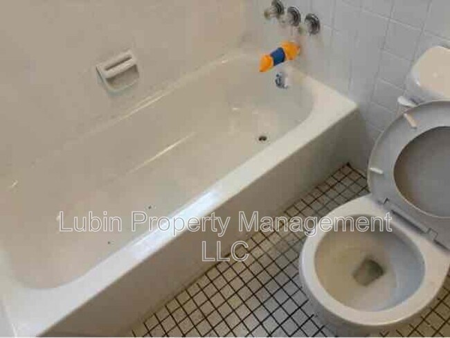 Photo - 3527 Clayphil Ave