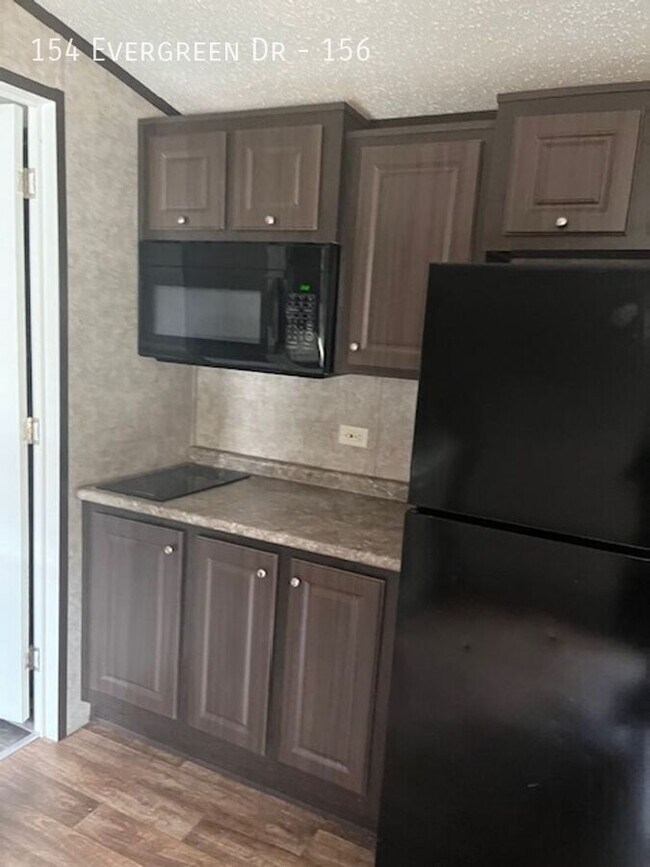 Photo - 154 Evergreen Dr