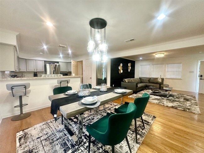 Photo - 5329 Pagewood Ln