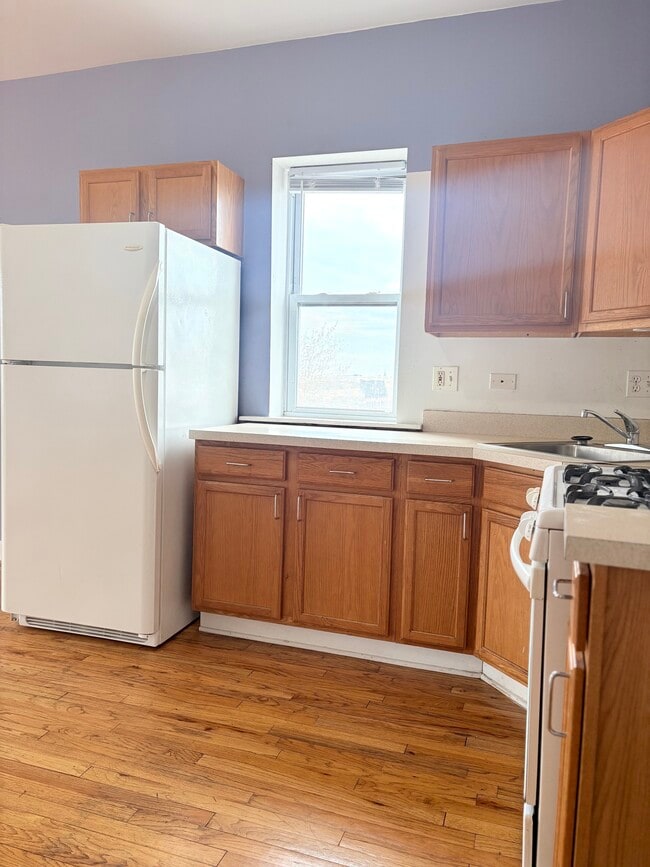 Photo - 1112 W 18th St Unit 4F