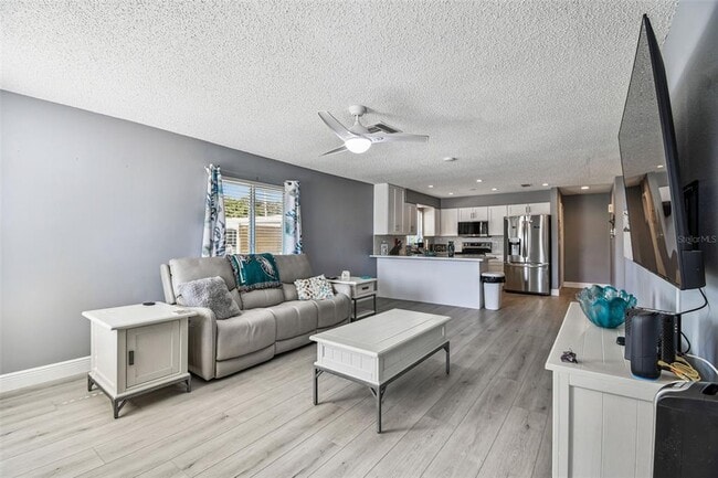 Photo - 3160 Downing St