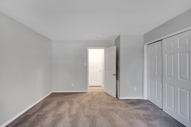 Sunset Heights Apartments