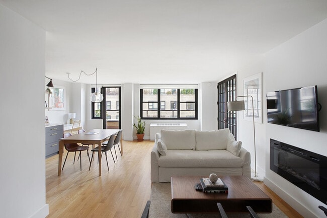 Building Photo - 315 W 57th St Rental