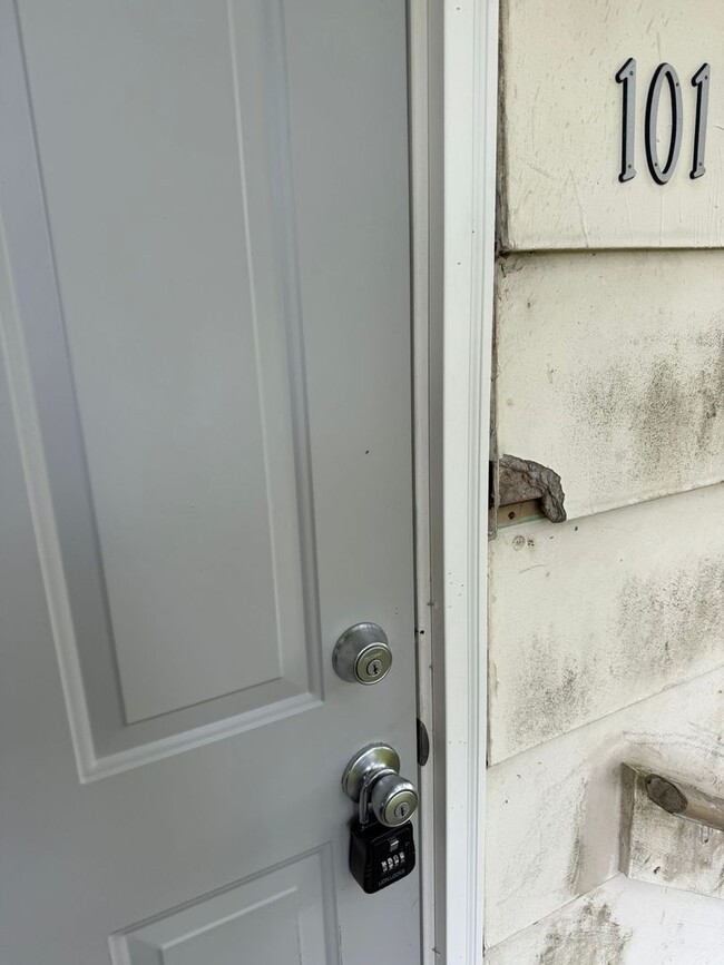 Photo - Mulberry Terrace Apartments Unit 101